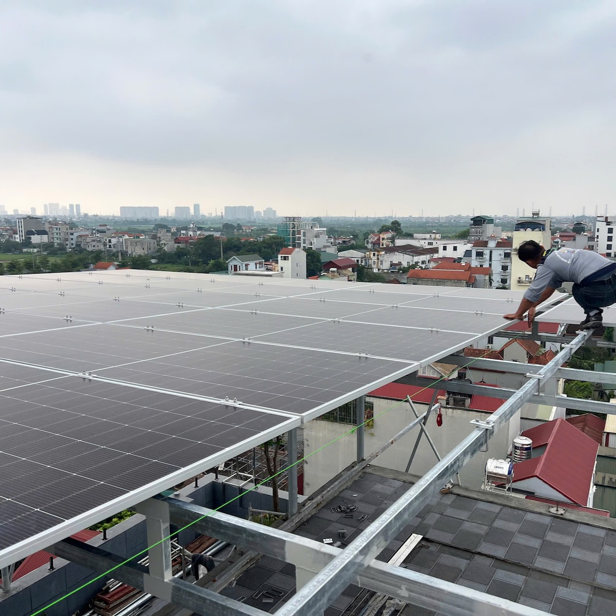 Hanogen lắp đặt điện năng lượng 50kwp lưu trữ áp cao, Lắp đặt tấm pin